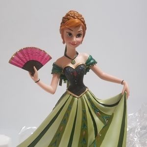 BNIB Disney Couture de Force ANNA